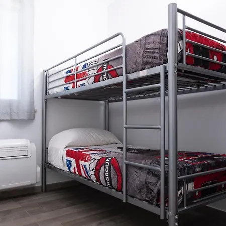 Casa Bambu Con Piscina A