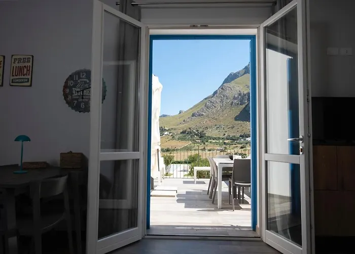 Casa Bambu Con Piscina A * Macari