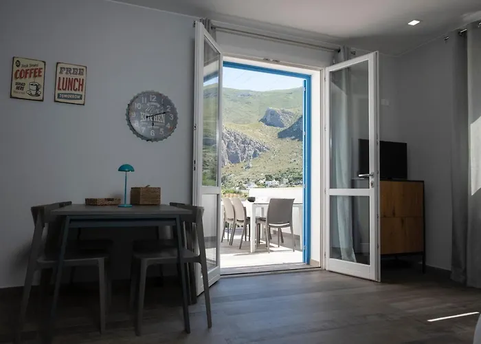 Casa Bambu Con Piscina A Hébergement de vacances Macari