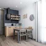 Casa Bambu Con Piscina A * Macari