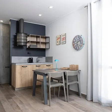 Casa Bambu Con Piscina A * Macari